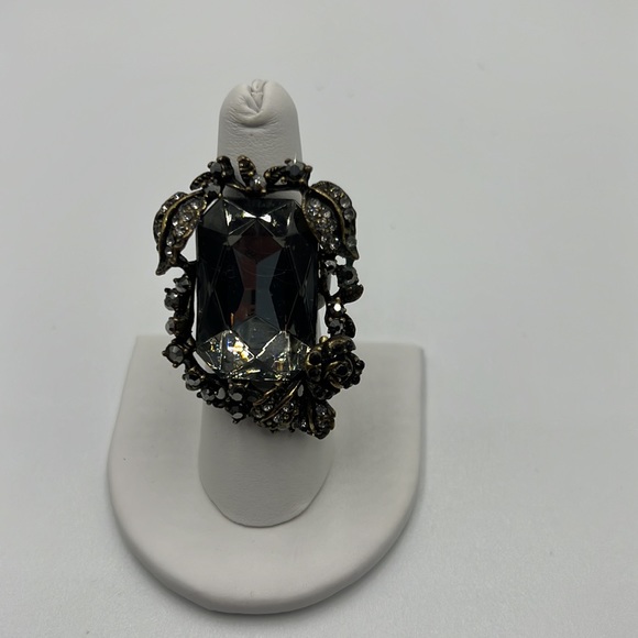 ONE OF A KIND STATEMENT PIECE RING - Picture 2 of 3